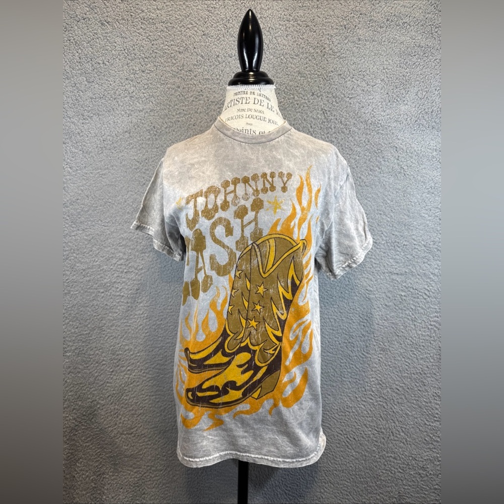 Johnny Cash Grey Tan Orange Flames Cowboy Boots Cotton T-Shirt Sz Med Women NWOT